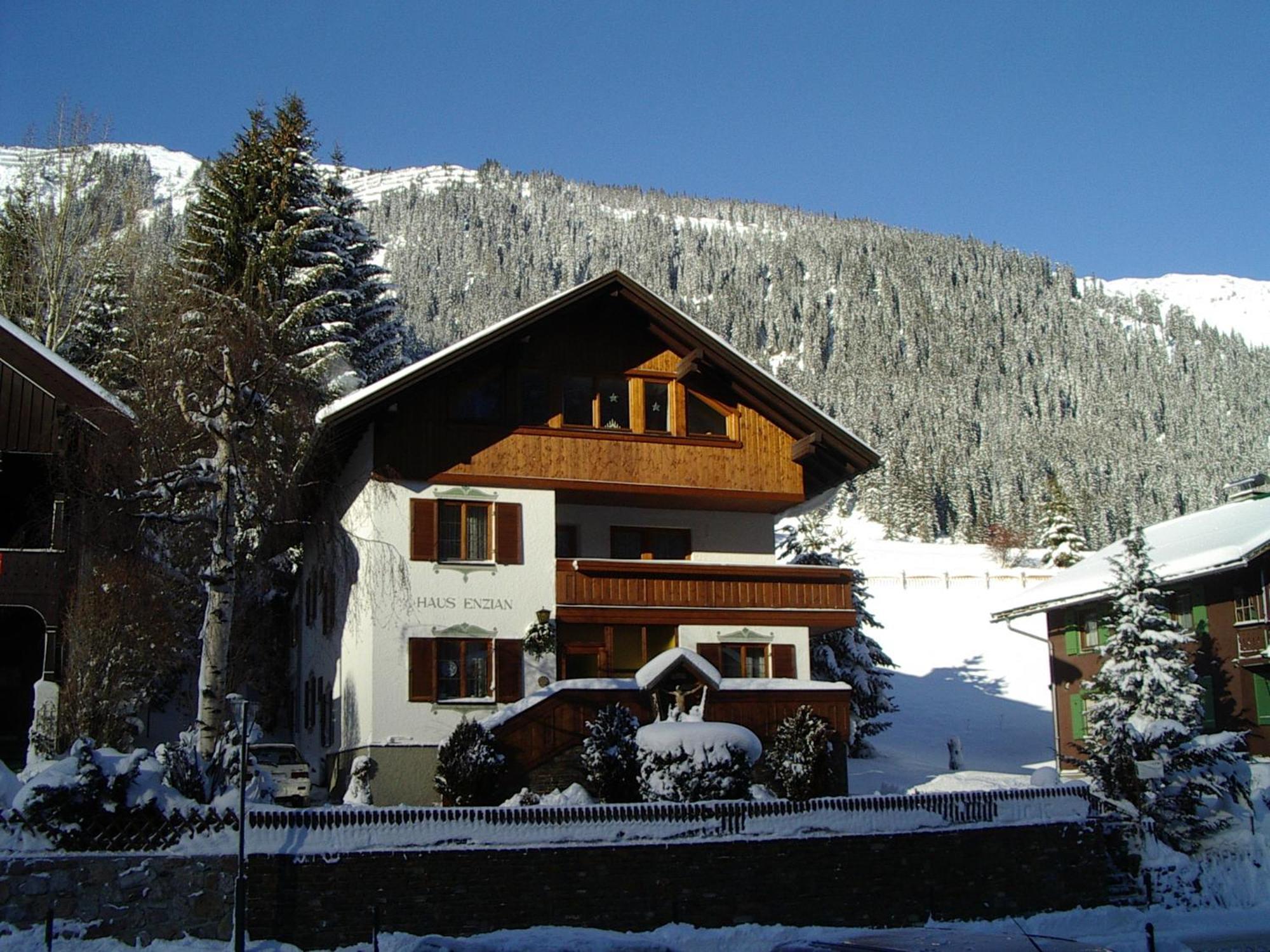 Haus Enzian Bed & Breakfast Sankt Anton am Arlberg Exterior photo